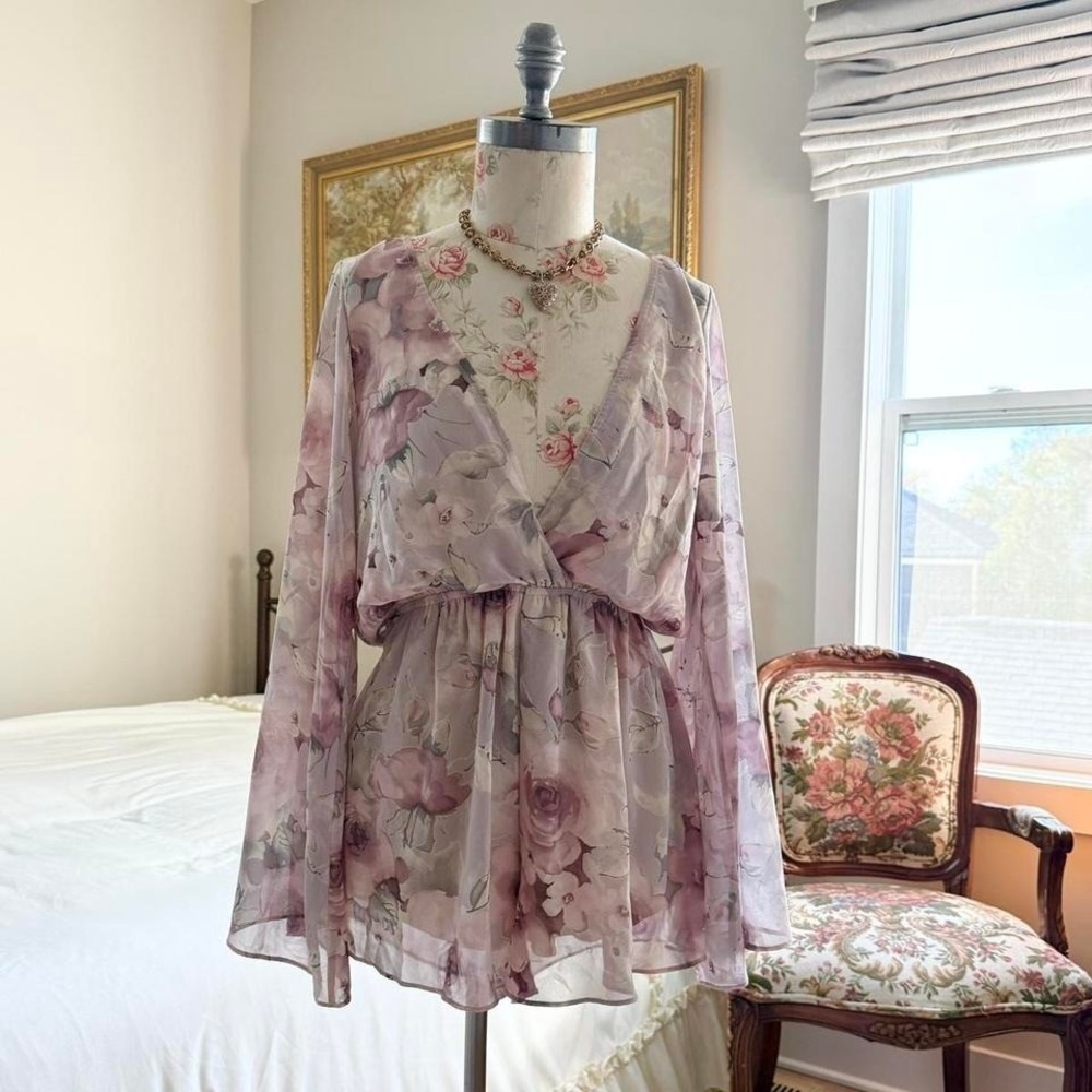 audrey lilac and‎ blush floral chiffon mini romper